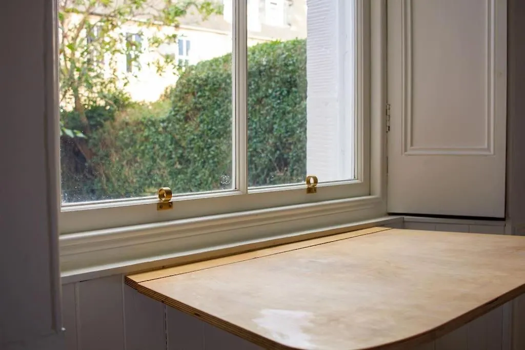 Artist Colony Cottage With Sauna And Private Garden, And Easy Walk To City Centre Edinburgh 0*,  Verenigd Koninkrijk
