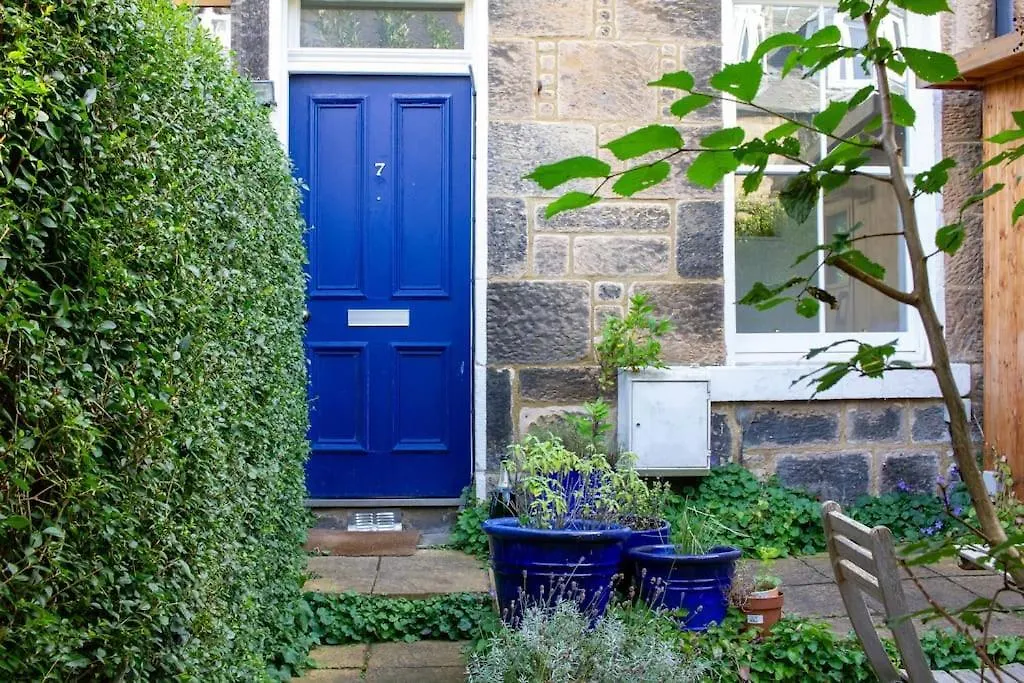 Artist Colony Cottage With Sauna And Private Garden, And Easy Walk To City Centre Edinburgh Appartement